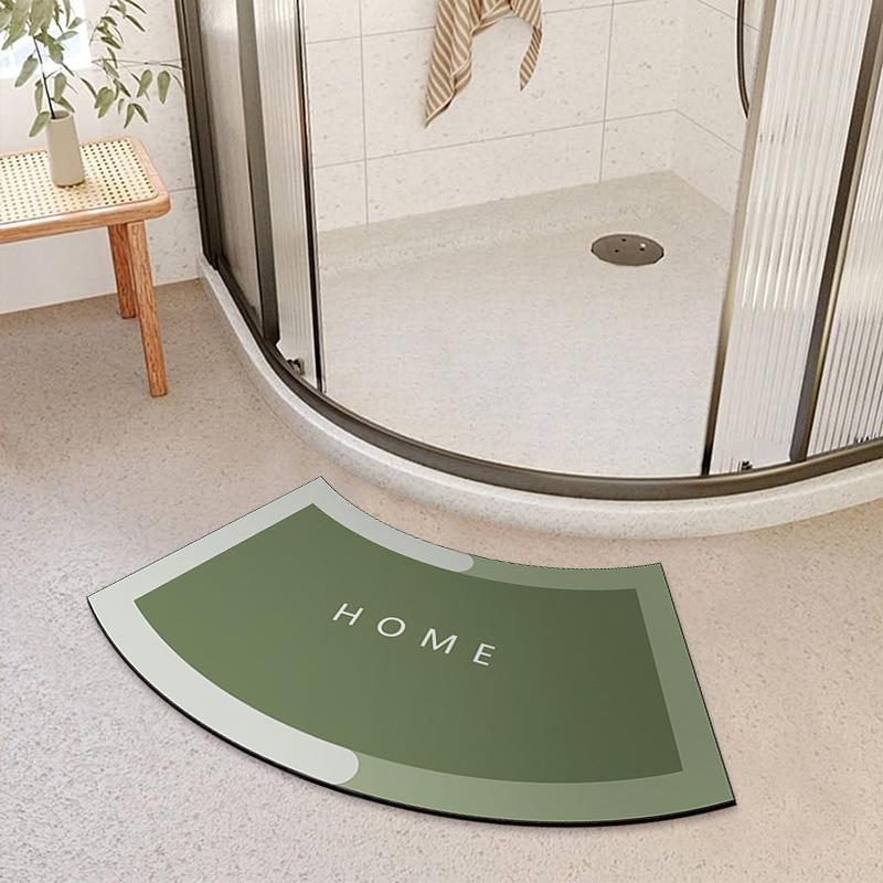 Bathroom Floor Mats Are Dirt Resistant and Easy To Handle Curved Diatom Mud Water Absorbing and Anti Slip Foot Mats Bathroom Shower Room Foot Mats