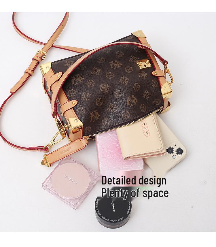 European & American Retro Monogram Crossbody Pillow Bag - Versatile Handbag for Women