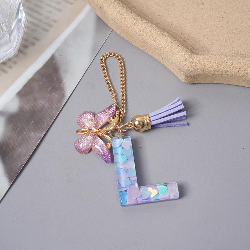 Подвески с буквами AZ Фиолетовая бабочка Кисточка Инициал Брелок Сумка Подвеска Персонализированные Подвески Цепочка для стакана с водой Аксессуары