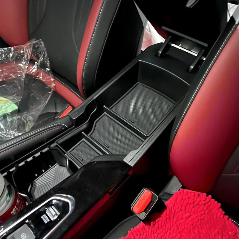 Для Geely Coolray 2024 2025 Аксессуары Центральная Консоль Подлокотник Ящик для Хранения Автомобиль Второй Уровень Лоток Органайзеры Упорядочивание