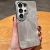 Силиконовый чехол для iPhone - Совместим с iPhone 11, 12, 13, 14 Pro Max, 16, 17; Дизайн с использованием жидкой аэрозольной краски