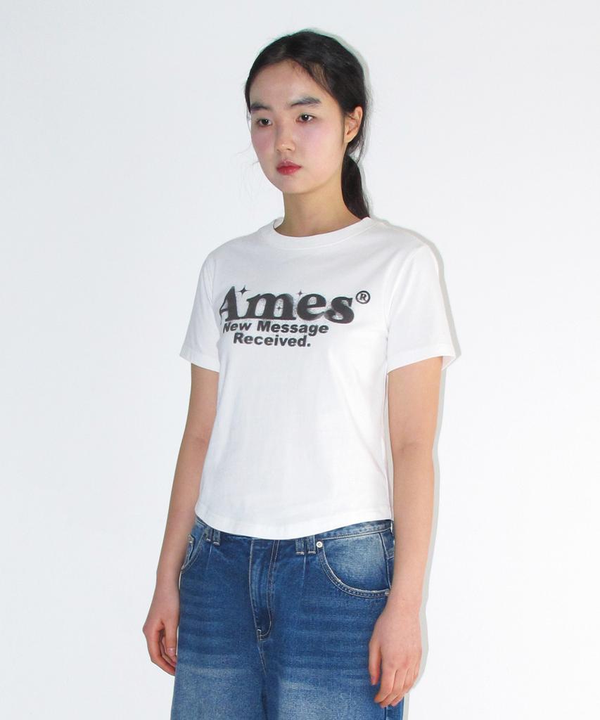 AMES-WORLDWIDE Белая укороченная футболка с круглым подолом