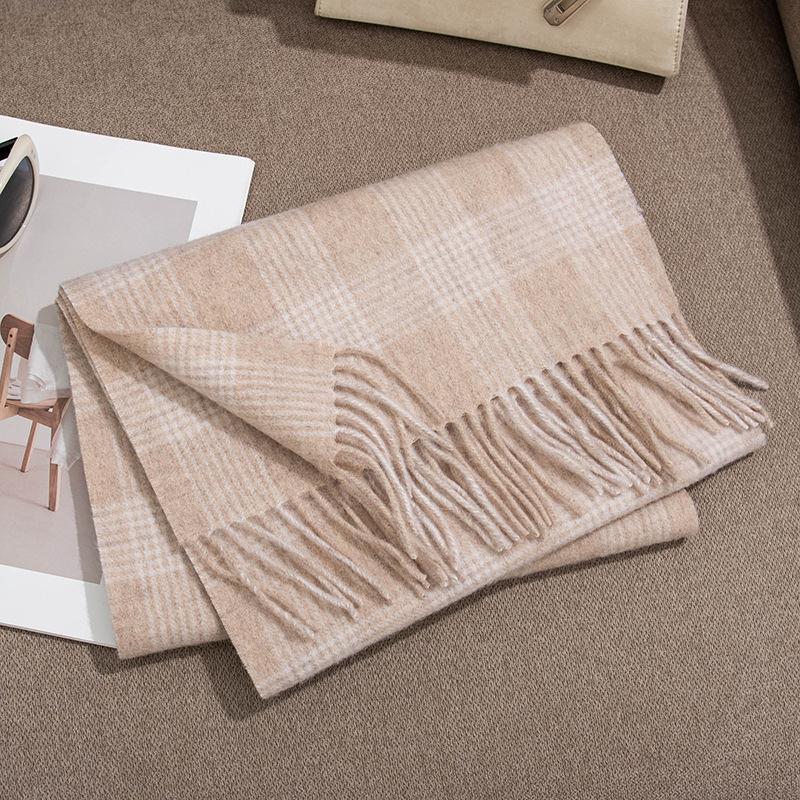 Autumn And Winter Plaid Wool Scarf Women'S Versatile Fringed Warm Scarf Comfortable 100% Real Wool Scarf