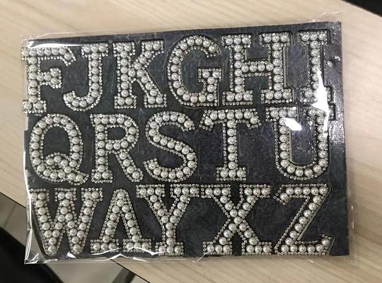 Low MOQ Stock Nylon Women Lady Custom Embroidery Chenille Patches Custom Travel Makeup Pouch Small Cosmetic Bag