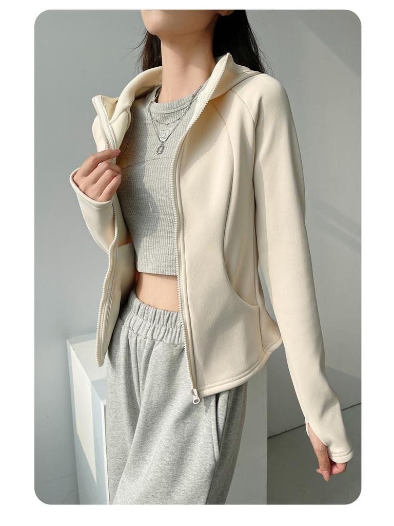 Женская облегающая куртка для йоги с капюшоном H675 - осенне-зимний бархат, утолщенная, ветрозащитная, теплый верх