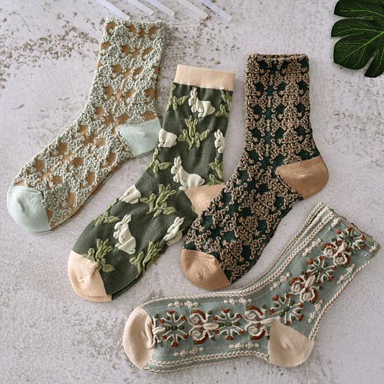 45422 Pairs Women Floral Cotton Socks Vintage Embroidered Patterned Crew Socks Ethnic Style Ankle Dress