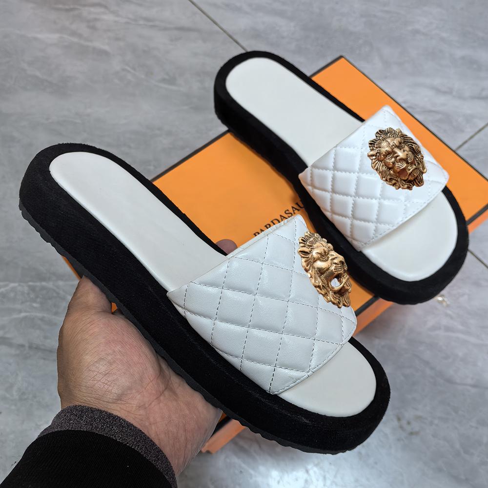 Мода Новые женские тапочки плоские хлебные водолазка сандалии универсальные большие размеры пляжная обувь дизайнерская уличная роскошная тапочка 43