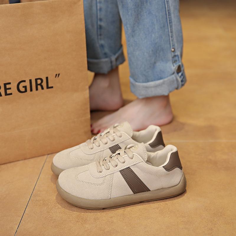 Women's flat bottom new design sense casual sports women's shoes student soft sole