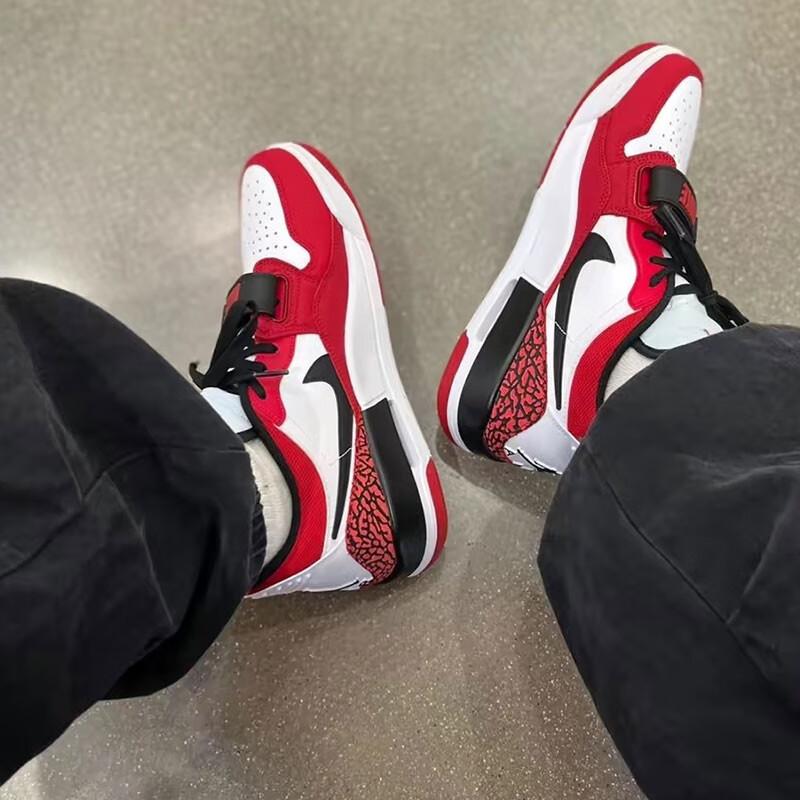 Jordan Legacy 312 Low Белый Gym Red GS CD9054-116