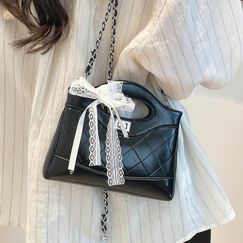 French light luxury fashion small fragrant wind rhombus chain portable bucket bag temperament high sense versatile messenger bag women