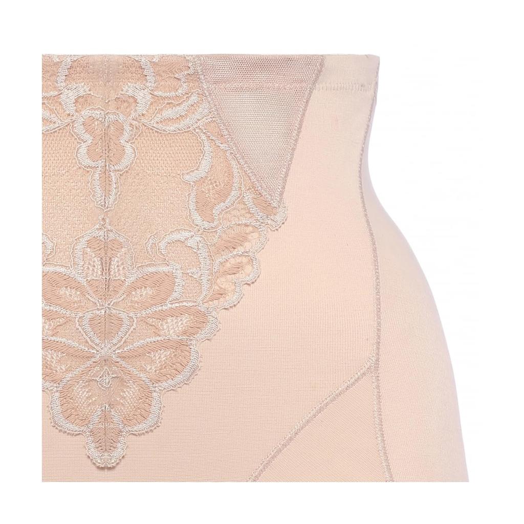 Triumph Story 607 Короткий пояс M001 Размер 76 (бежевый)