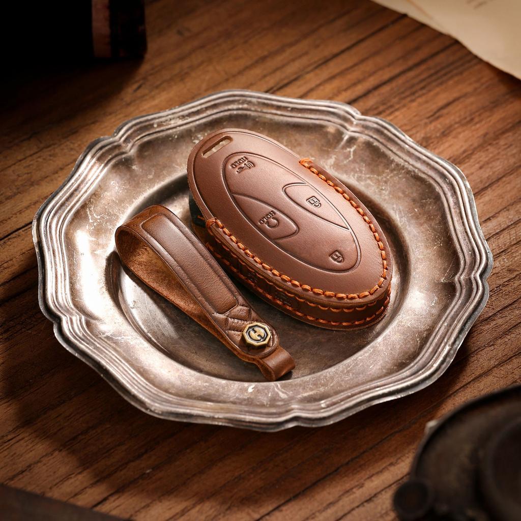 Современный чехол для ключа автомобиля ручной работы из натуральной коровьей кожи, высококачественный, ретро, защитный чехол-сумка с пряжкой