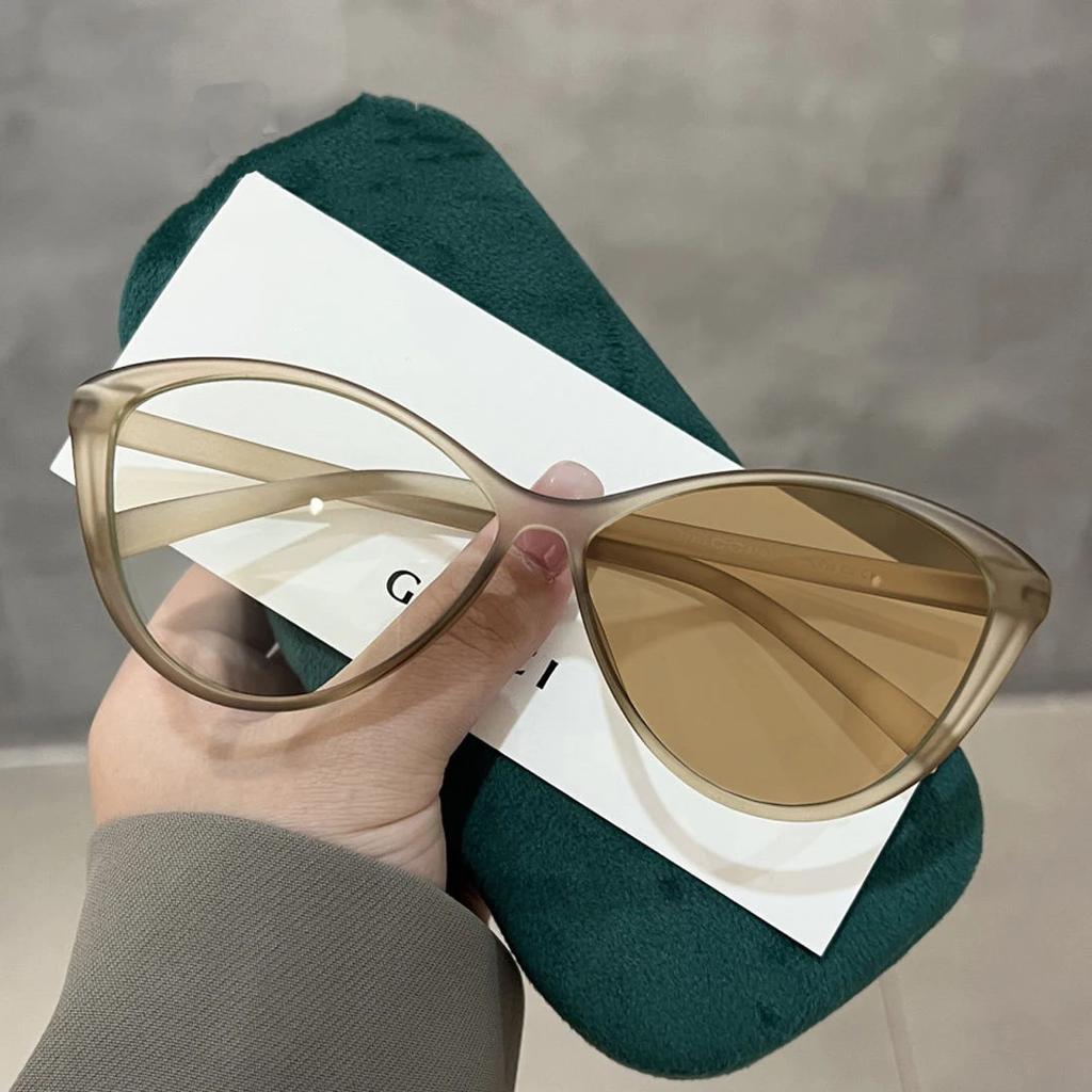 Cat Eye Photochromic Myopia Glasses Retro Frame Color Changing Short Sight Eyewear Ultralight Anti-Blue Light Near Sight Glasses