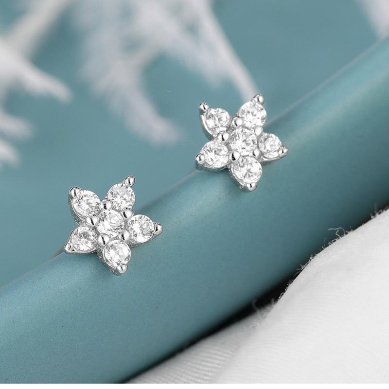 Bague Ringen Серьги-гвоздики из стерлингового серебра 925 пробы с муассанитом 1,2 карата, 6 камней, цветочные женские серьги для вечеринки, помолвки, ювелирные украшения