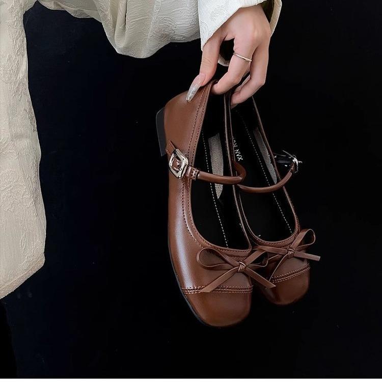 Серебряные туфли на плоской подошве с мелким носком, женские летние туфли Мэри Джейн с круглым носком, модные и удобные