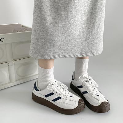 Модные универсальные интернет-знаменитости супер пожарные белые туфли на платформе женские 2025 новые летние легкие немецкие тренировочные туфли