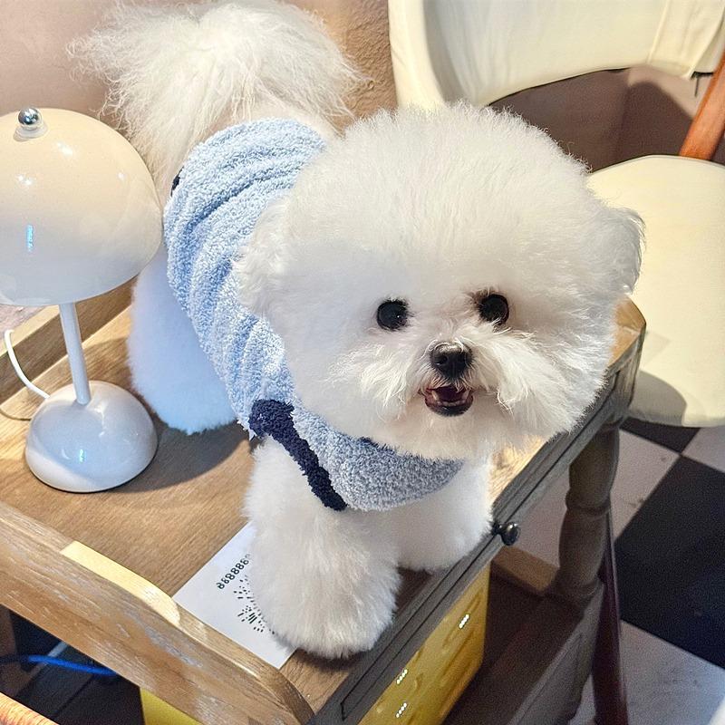 Sleeveless Sweatshirt for Small Dogs - Winter Pet Clothing Thickened Pullover for Teddy Dogs Warm Fleece Sweater for Poodles