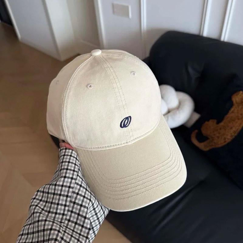 Korean-style simple letter-embroidered baseball cap for women, spring season, large head circumference, face-slimming, versatile casual hat, trendy