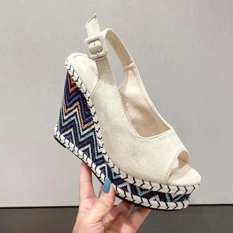 Сексуальные босоножки на танкетке с открытым носком, женские летние босоножки на платформе из высококачественной замши с пряжкой на ремешке, на толстом каблуке в стиле бохо, сандалии