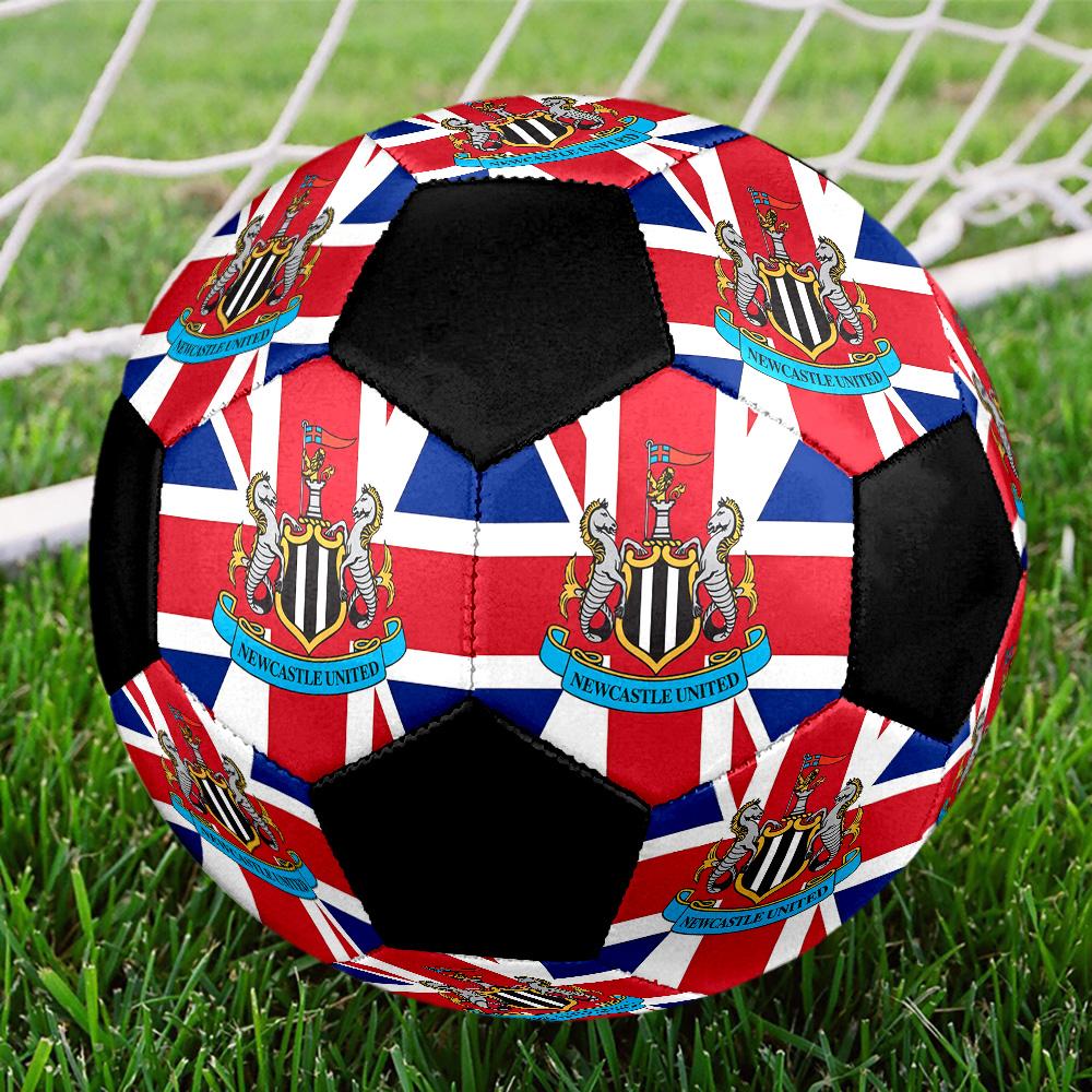 Футбольный мяч Newcastle United Цветной Для всех возрастов Машинная строчка ПВХ Готов к соревнованиям Прочный Высокий отскок.РАЗМЕР5