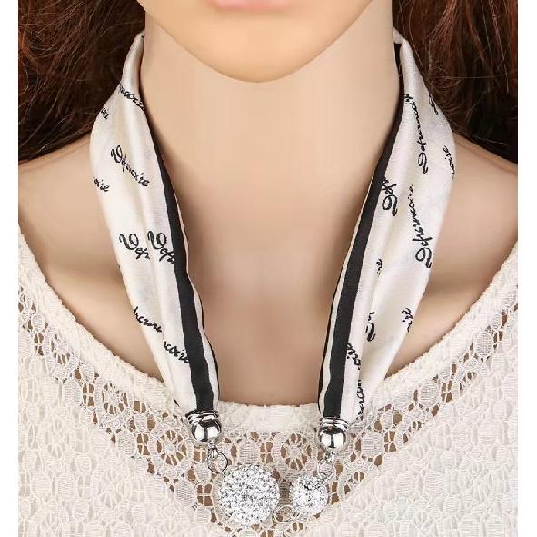 Four Seasons Available New Women's Scarf, Шарф, Магнитная пряжка, Шарф, Ожерелье, Универсальное украшение, Двойное назначение, Инкрустация бриллиантами