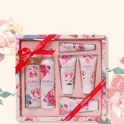 Подарочный набор для тела и ванны Cath Kidston 'Бархатная роза'