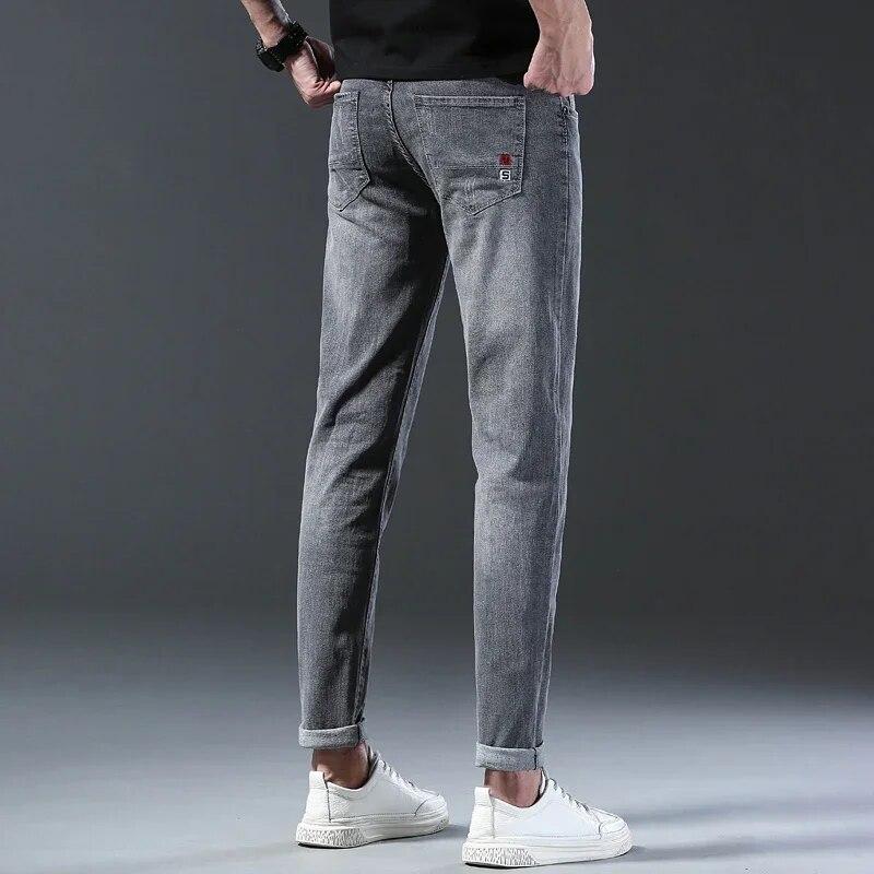 Men's Fashion and Comfortable Denim Pants Summer Versatile Jeans Men's Slim Straight Modal Pants Men's Casual Comfortable Pants