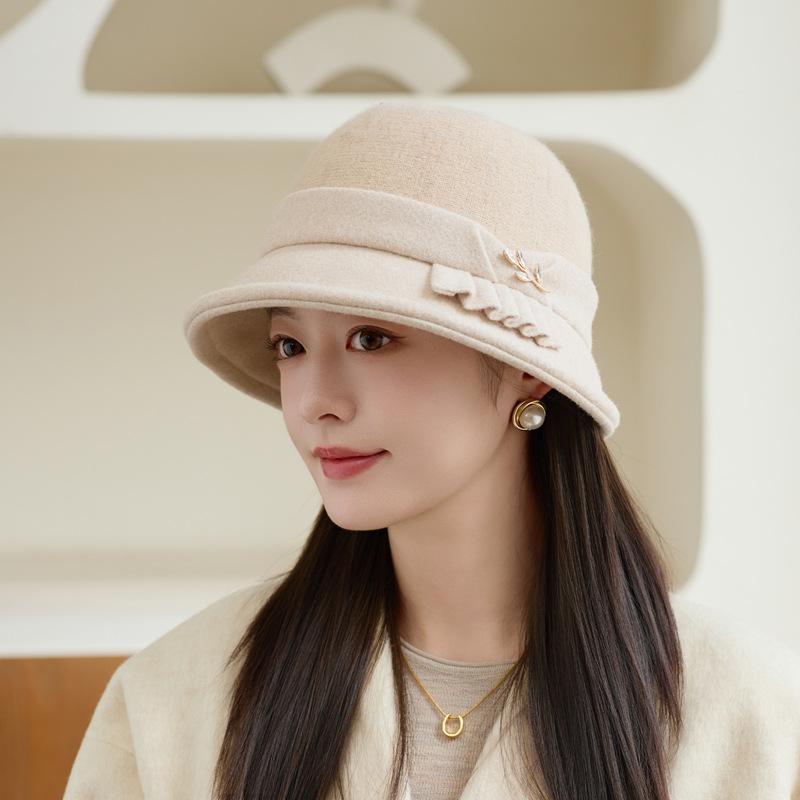 Fashion Hot Diamond Love Peaked Cap Trendy Face Small Baseball Cap Spring And Autumn Sunscreen Sun Hat Source