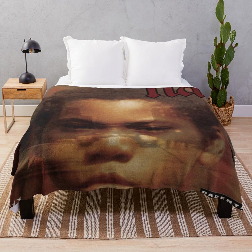 little nas Throw Blanket