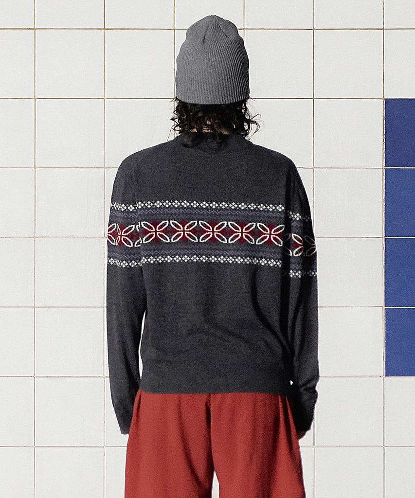 UNALLOYED Clover Argyle V-Neck Knit / Charcoal