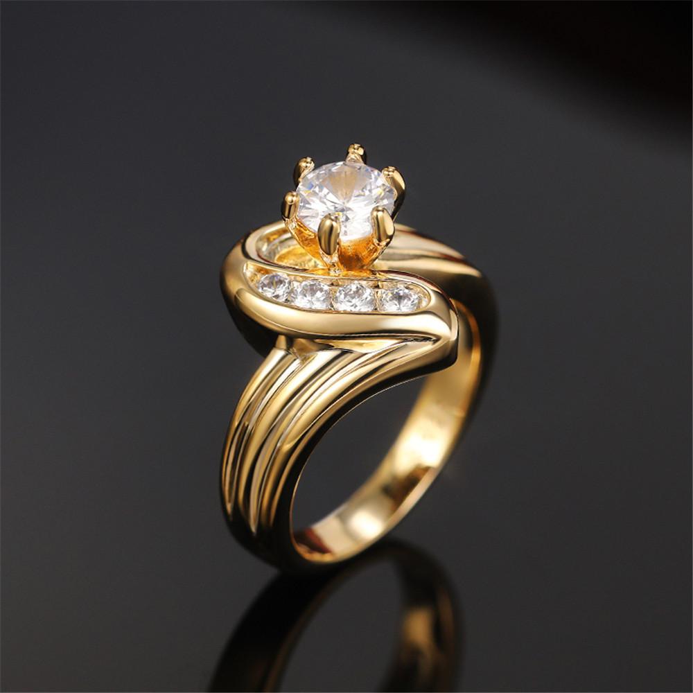CAOSHI Chic Creative Design Ring Female Wedding Accessories Gold Color Shiny Zirconia Finger Jewelry for Engagement Ceremony