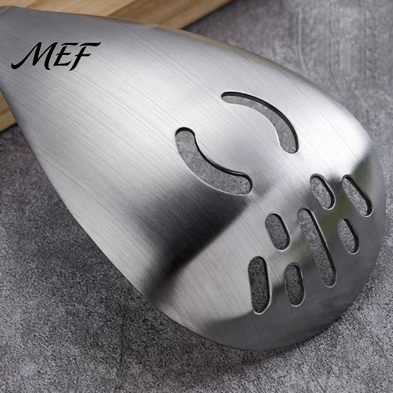 Labor Saving Kitchen Accessories Stainless Steel Grinding Spoon, Multifunctional Gadget, Garlic Ginger Versatile Tool for Baking