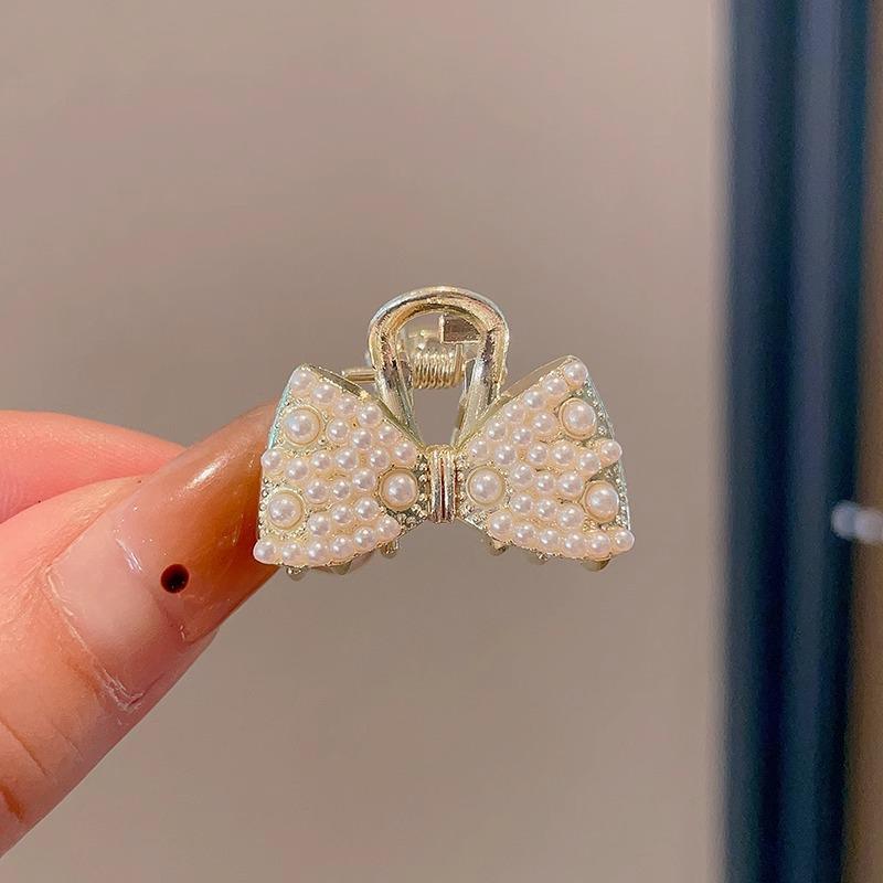 2025 Жемчужная заколка-краб для волос для женщин - Элегантный осенне-зимний аксессуар для волос для челки и боковых укладок