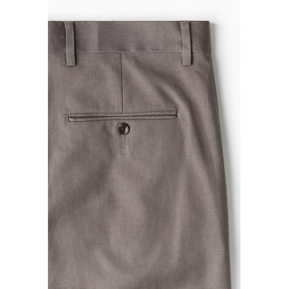 Брюки свободного кроя HM Tailored темно-бежевого цвета