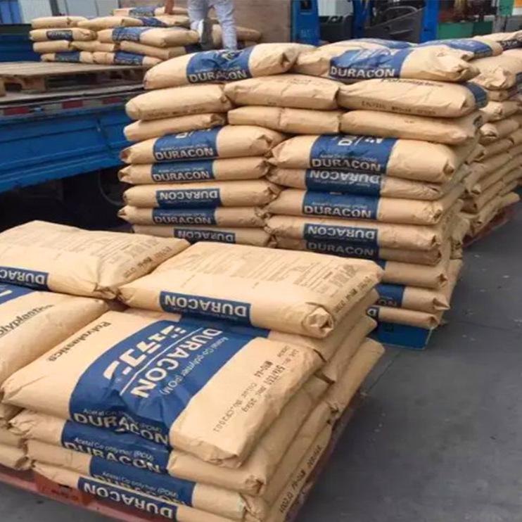 Polyplastics POM GH-10: Полиоксиметилен, армированный стекловолокном, с низким коэффициентом коробления, высокой термостойкостью и низким запахом.