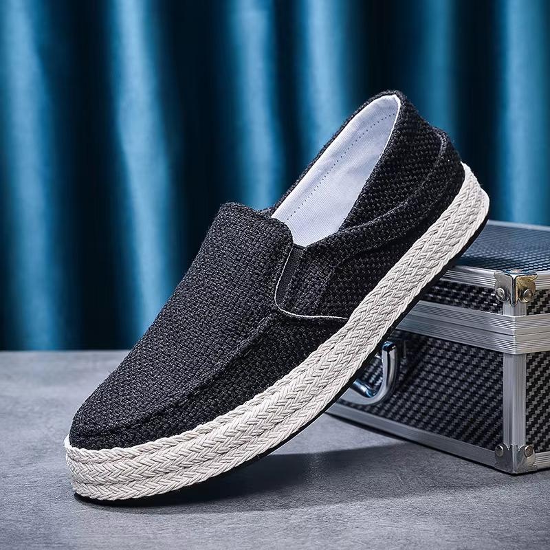 Fashion Man's Canvas Shoes Summer Lightweight Breathable Men Flats Shoes Loafers Lazy Linen Cloth Casual Walking Footwear Zapatos Hombre