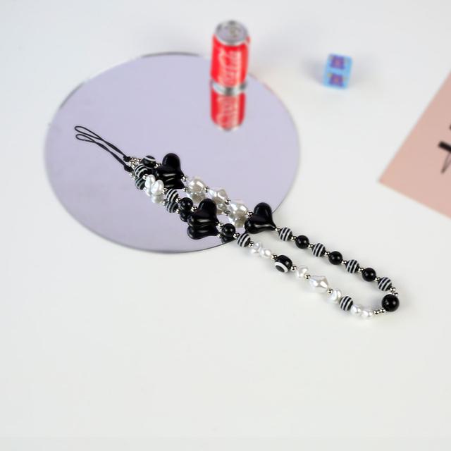 Очаровательные разноцветные смоляные цепочки в форме сердца с бантом для мобильных телефонов для женщин и девочек, ювелирные изделия для телефона, ремешок из бисера, подвесной шнур