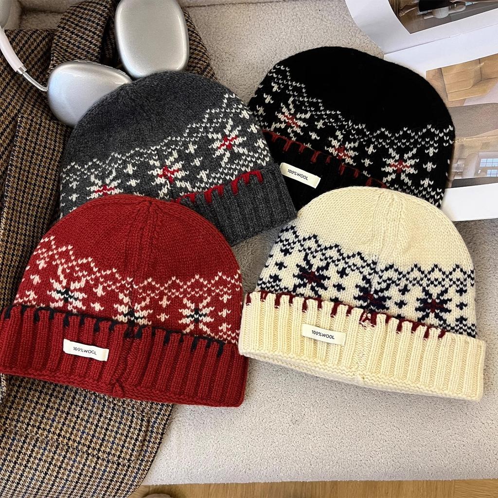 Винтажная жаккардовая шерстяная шапка Fair Isle для мужчин и женщин на осень и зиму, универсальная шапка, подчеркивающая лицо, маленькая, теплая, с защитой ушей