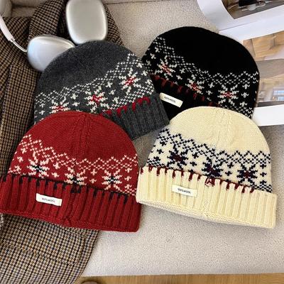 Винтажная жаккардовая шерстяная шапка Fair Isle для мужчин и женщин на осень и зиму, универсальная шапка, подчеркивающая лицо, маленькая, теплая, с защитой ушей