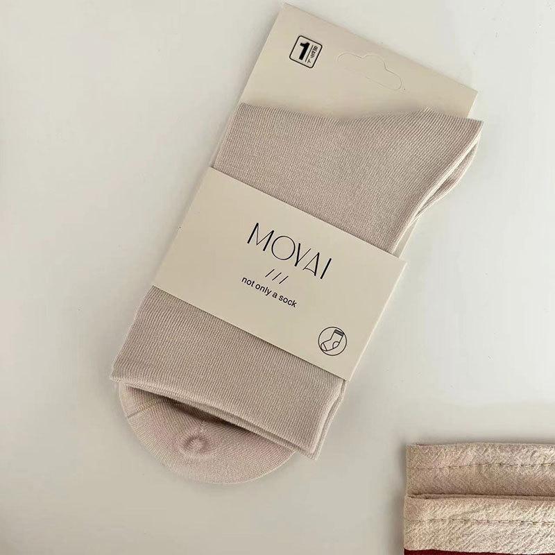Spring And Autumn Lycra Fabric Mid-Leg Socks Solid Color Loose Lip Couple Casual Socks Soft And Comfortable Socks