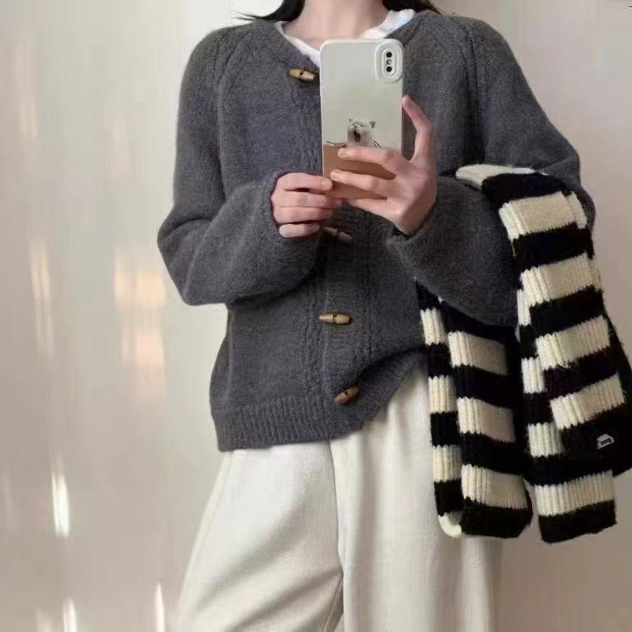 Женский вязаный кардиган в ретро-стиле с пуговицами-тогглами - Корейский стиль, Осень/Зима