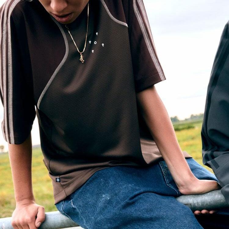 Adidas Оригинальная спортивная футболка с принтом логотипа X Pop Trading Company в винтажном стиле унисекс, коричневые IC9212