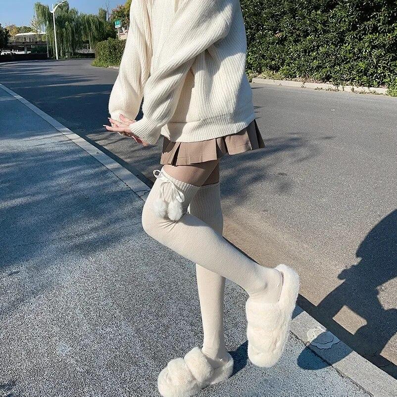 Autumn Winter Women Stockings Wool Cashmere Ball Thermal Long Socks Women Thigh High Stocking Girls Cute Kawaii Thigh High Socks