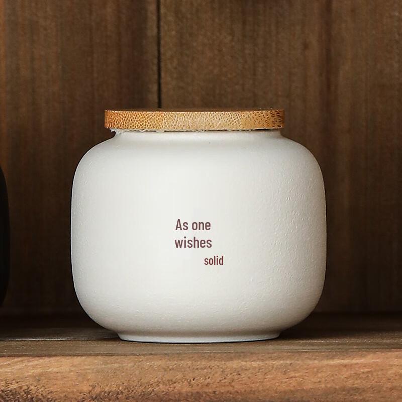 Чайница из грубой керамики в стиле дзен