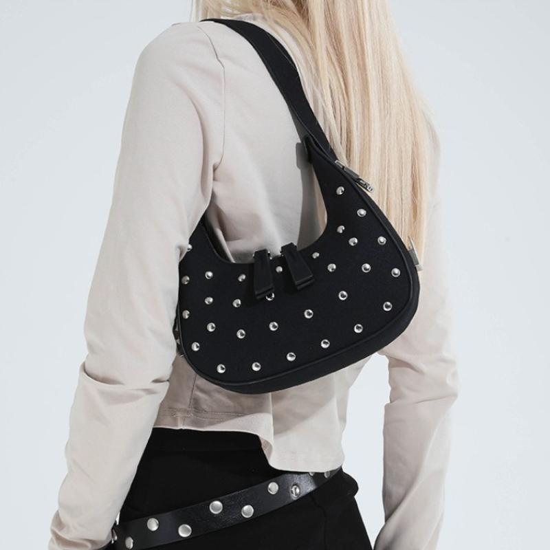 Women's studded handbag, compact and lightweight shoulder bag, fashionable retro shoulder bag, stylish and chic retro crossbody bag.