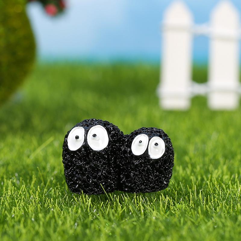 Mini Charcoal Dust Sprite Resin Ornament