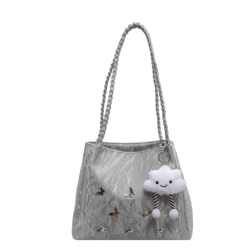 Casual commuting large-capacity bag women's 2026 new fashionable versatile shoulder bag popular portable tote bag