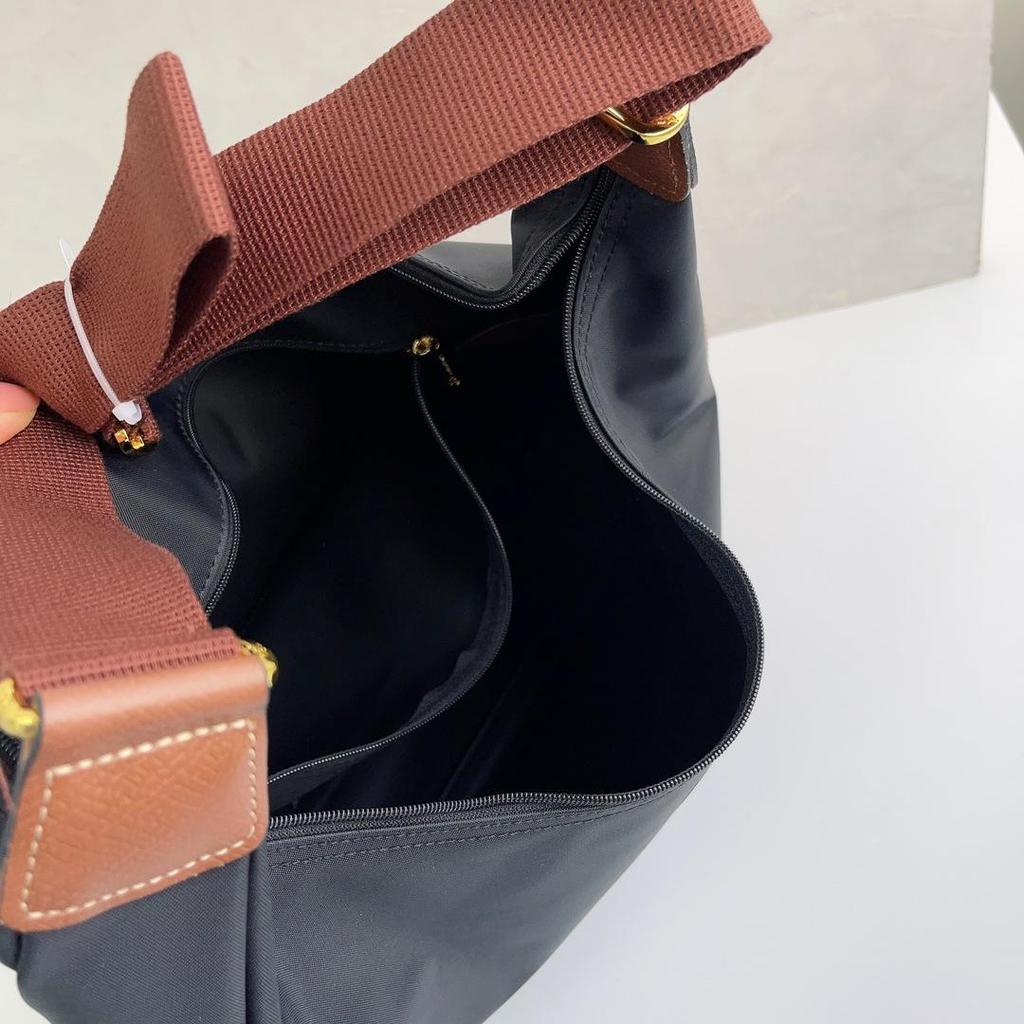 2024 Женская сумка-хобо большого объема через плечо под мышкой - Модный французский стиль "пельмень"