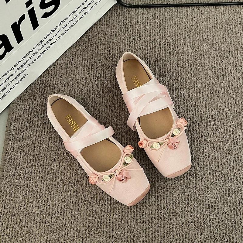 2024 Luxury Lace Tie Leg Satin Silk Ballet Flats Woman Square Toe Bowknot Elastic Band Ballerinas Ladies Wedding Floral Shoes