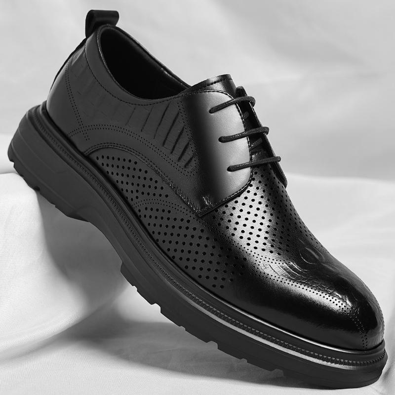 Fashion Summer New Perforated Lightweight Lace Up Comfortable Casual Leather Shoes Fashion Brand Men's Blok Carved Casual Oxford Shoes